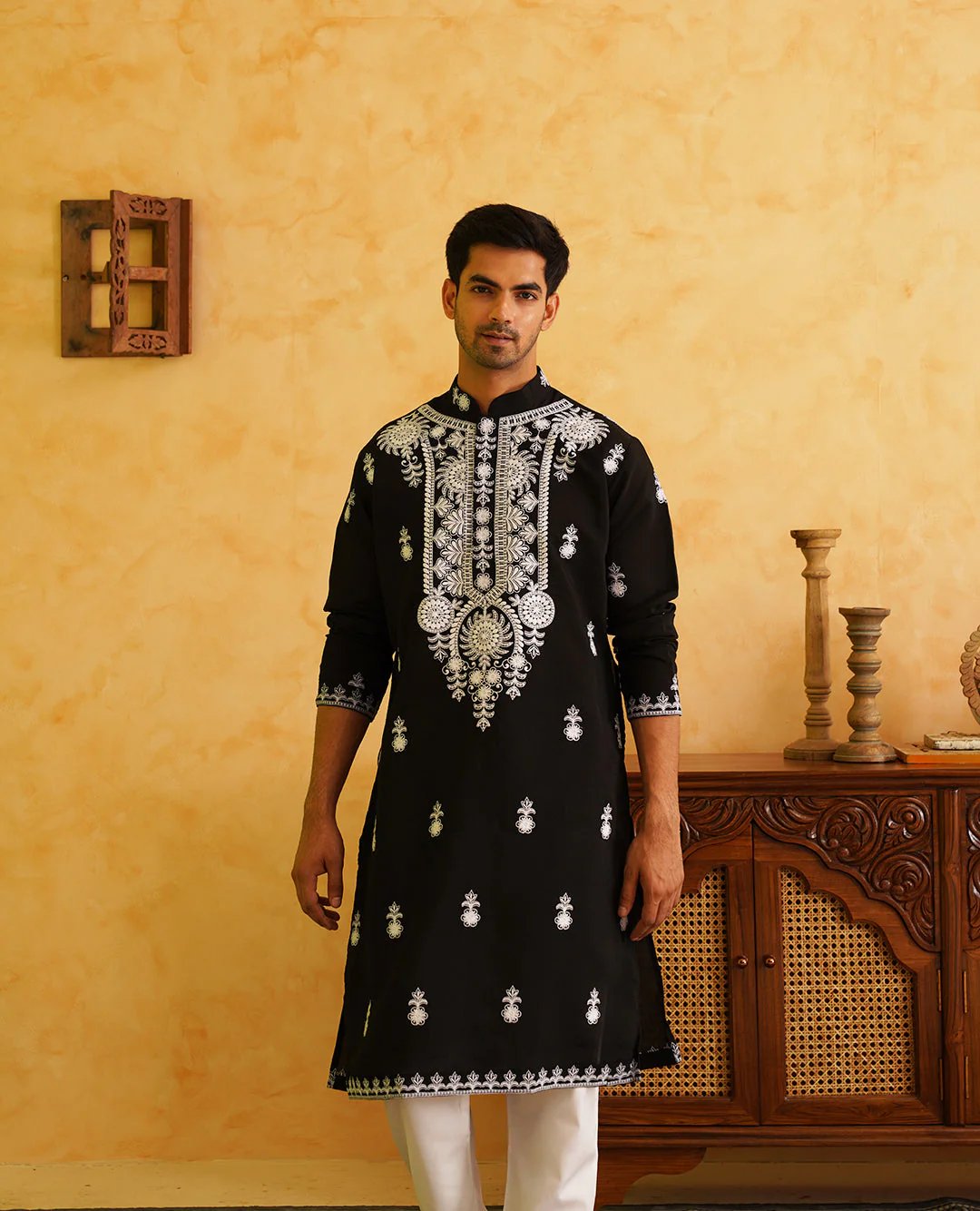 Embroidered Men's Kurta